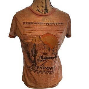 Arizona Desert Graphic Women's Tee - Peach